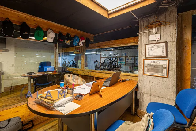Local de 408m2 en Pineda. Ideal para muchas actividades — 4