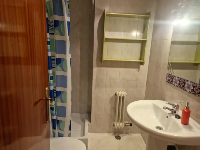 AOC VENDE EXPECTACULAR PISO DE 3 habitaciones, GARAJE Y PISCINA, EN UNA ZONA PRIVILEGIADA DE MÓSTOLES — 11