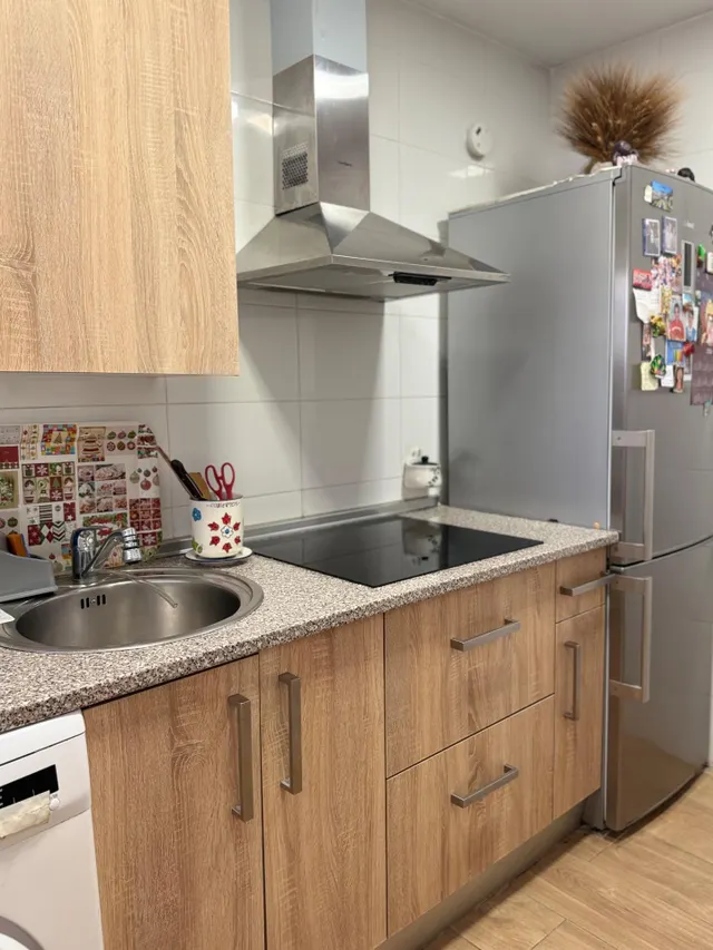 Piso de 2 dormitorios en eugenio gross – Málaga  230.000 € — 15