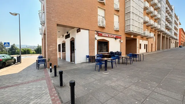 Bar en venta junto al lago de Mendillorri – Pamplona — 4