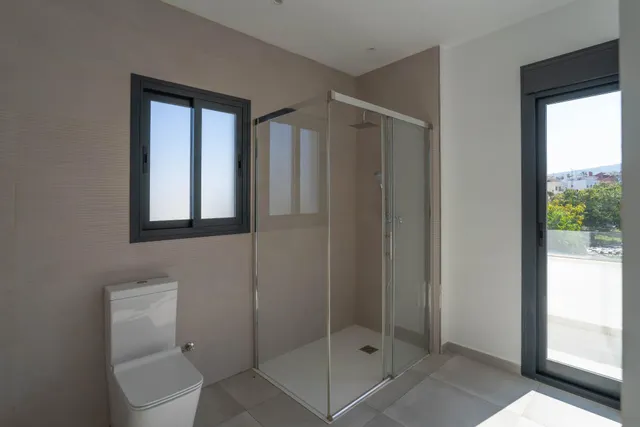 Chalet pareado con garaje, piscina y jardin — 21