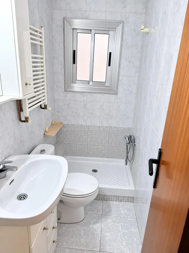 "OPORTUNIDAD" ACOGEDOR PISO DE 3 habitaciones EN SANTA ROSA - foto 3