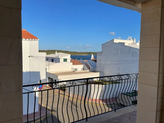 F170 - Casa de pueblo con piscina en el centro de Fornells - foto 4