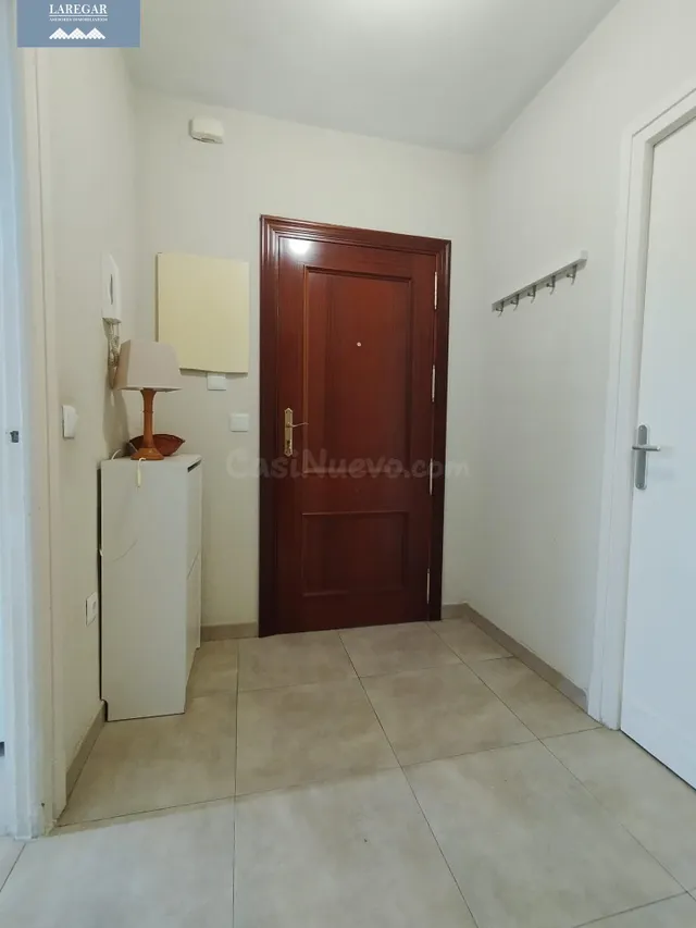 PISO AMUEBLADO 4 DORMITORIOS 1BAÑO 1 ASEO SIN ASCENSOR ZONA  - foto 3