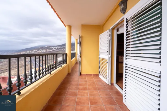 Chalet 4 dormitorios - Vistas al mar - Tabaiba media — 25