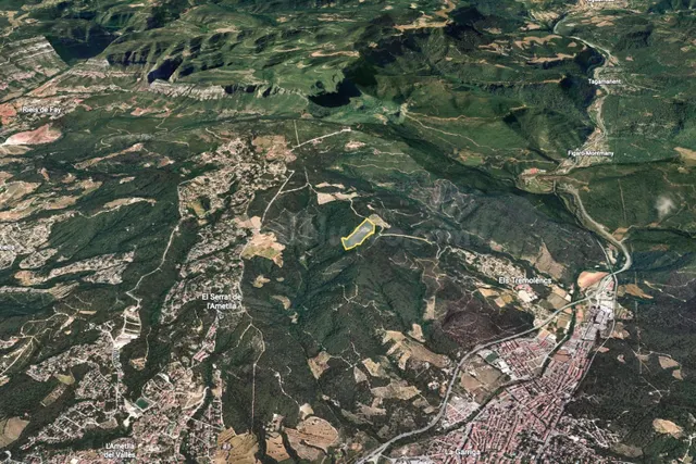 En La Garriga, dentro del Polígono Once, se encuentra esta p - foto 2