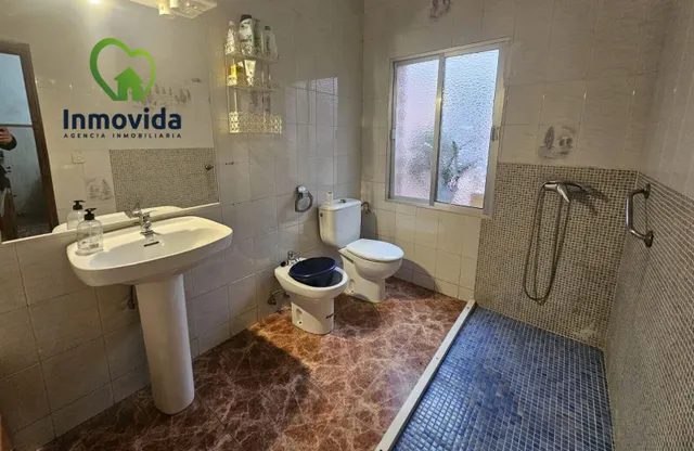 Amplia Casa en el Corazón del Casco Antiguo de Córdoba por €299,900 — 29