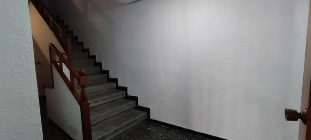 Amplio Piso en Elche - Ideal para Reformar e invertir! — 3