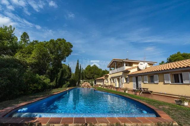 Villa mediterránea con encanto y gran potencial de revaloriz