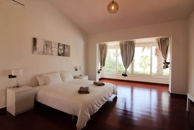 Chalet 3 habitaciones 375m² en venta - Centro — 24