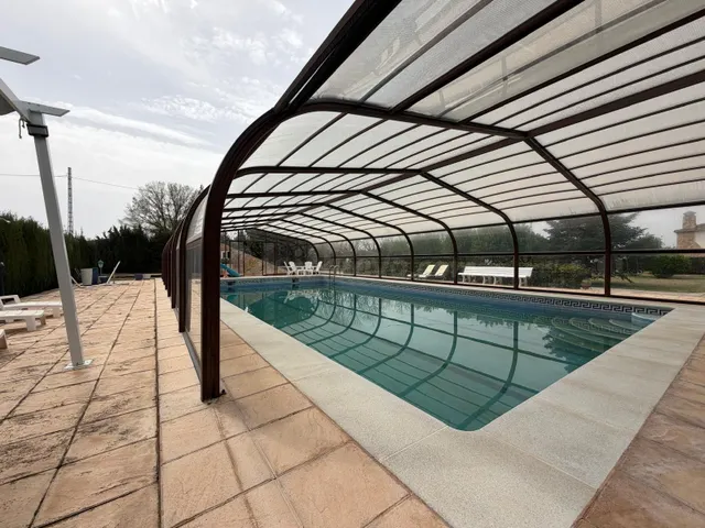 Impresionante Chalet en Albacete con Amplios Espacios y Jard - foto 2