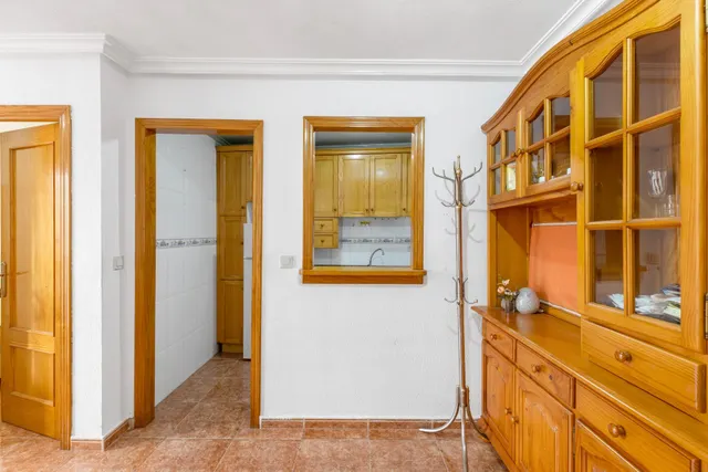 Acogedor piso en planta baja con piscina comunitaria — 9