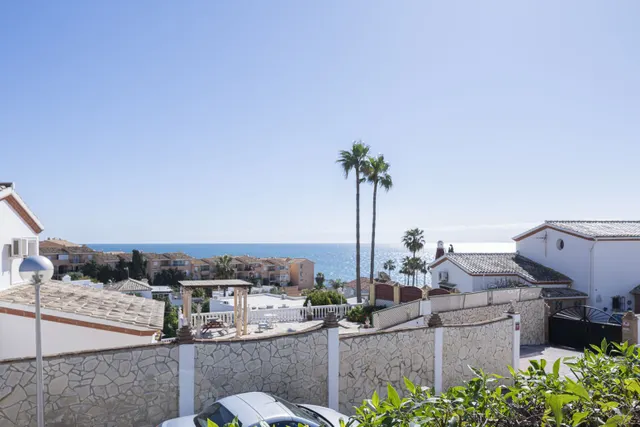 Chalet independiente con vistas al mar en El Faro de Mijas — 48