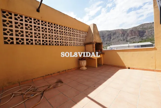SOL8VIDAL VENDE CASA CON PARCELA — 50