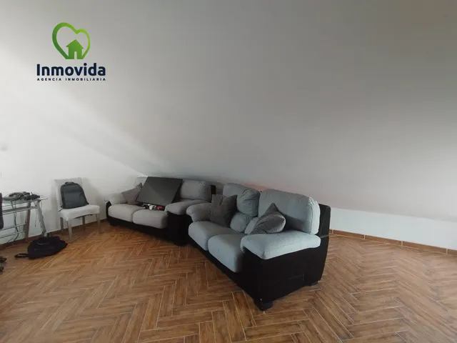 Casa Reformada con Espacios Exteriores en Córdoba - €380,000 — 42