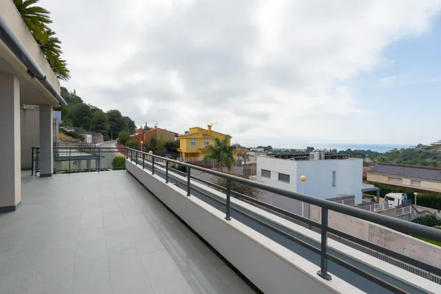 ALQUILER ANUAL : Magnífico apartamento en alquiler anual en Torre Bellver — 29
