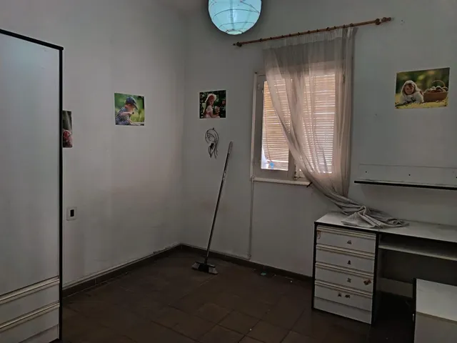 SE VENDE PISO EN MUY BUENA ZONA, A 5 MINUTOS DE LA PLAYA, CON TODOS LOS SERVICIOS A MANO — 17