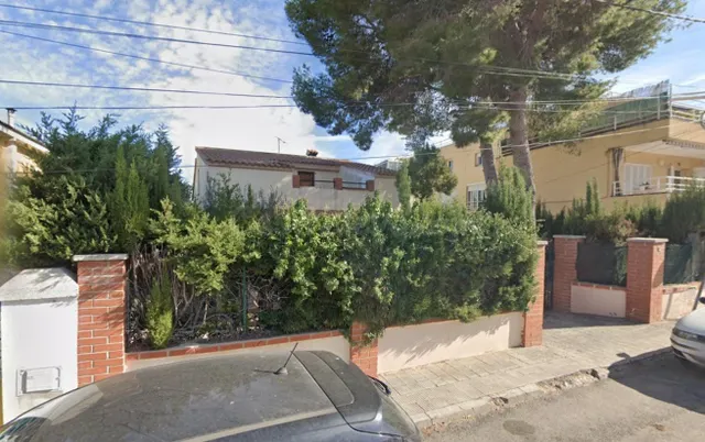Se vende casa OKUPADA en Calle Pinar Nº 14 Calafell (Tarrago - foto 3