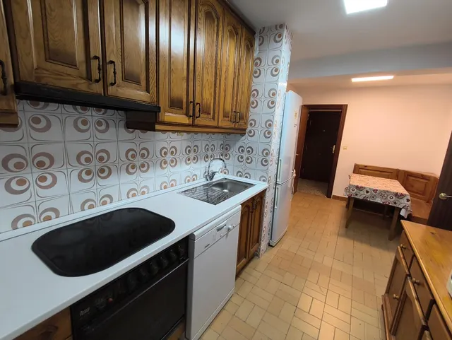 Piso de 89m2. Distribuido en tres dormitorios, salón, cocina y baño — 14