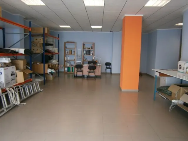 LOCAL COMERCIAL — 7