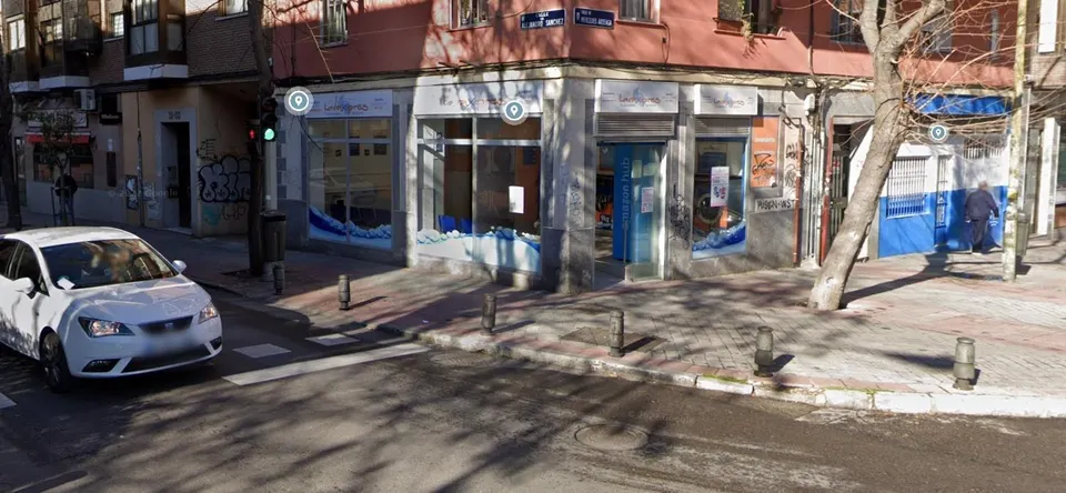 VENTA LOCAL EN EXPLOTACION - MADRID - 70 M2 - operación SOCIETARIA