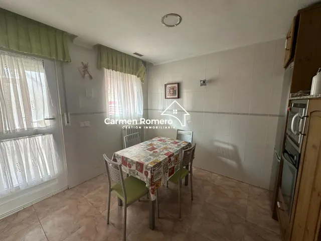 ADOSADO EN VENTA  EN VILLAMAYOR. URB. PIEDRA DORADA — 23