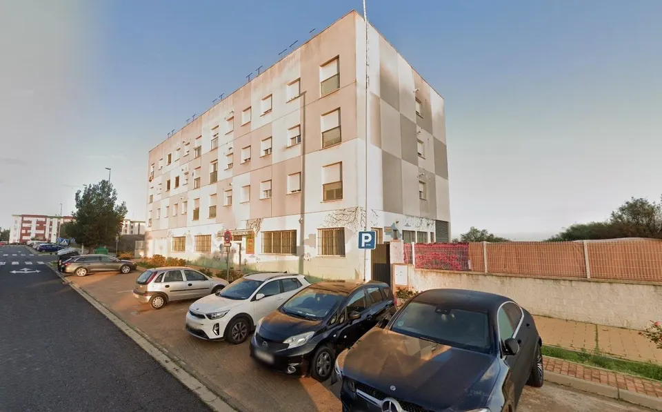 Venta de Vivienda en la zona del Seminario, Huelva. Activo Sin Posesión / Alquilado, No se Puede Visitar.