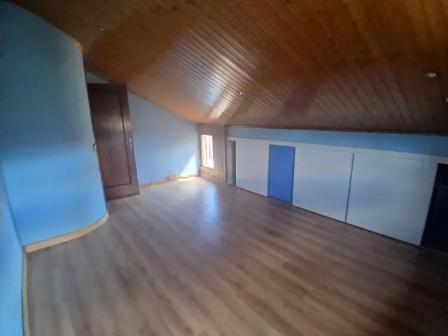ESTUPENDA CASA  CON JARDIN EN VILLAREJO DE ORBIGO — 24