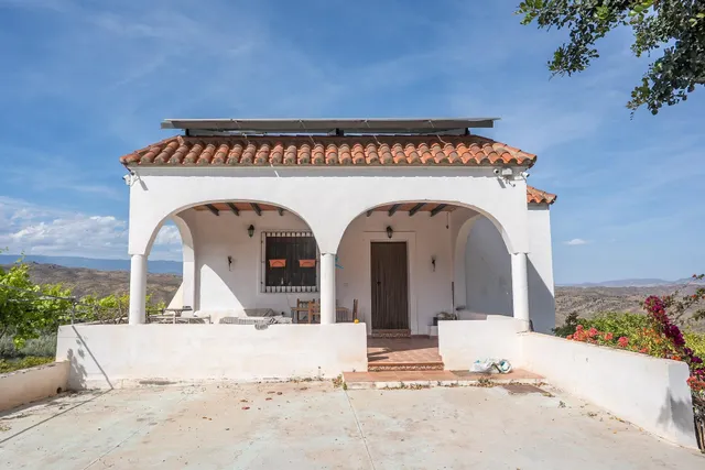 Casa con parcela en perfecto estado — 8