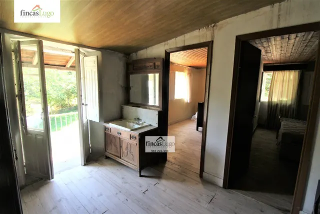 2 CASAS DE PIEDRA EN O CORGO — 39