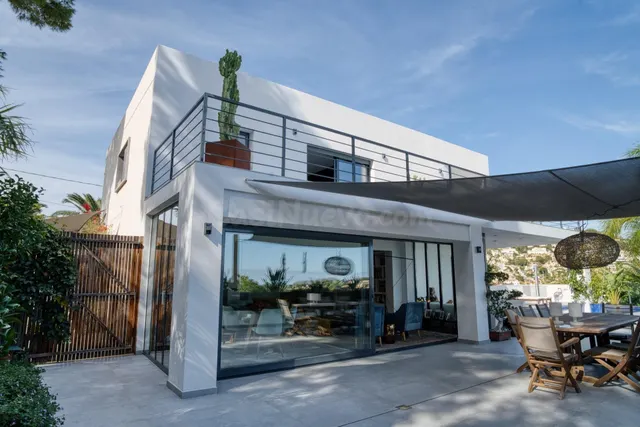 Villa moderna con vistas al mar en Benissa Costa — 3