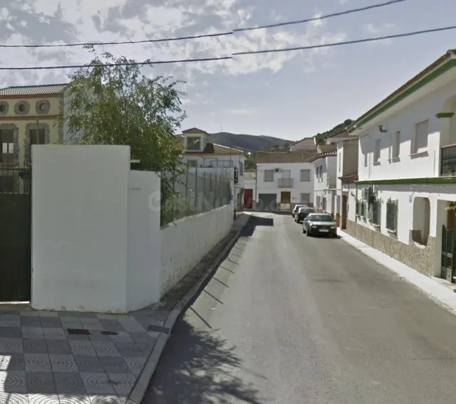 CASA EN LOS CORRALES