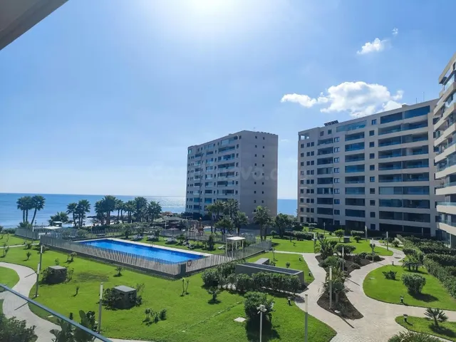 Apartamento 3 habitaciones 120m² en venta - Punta Prima - foto 2