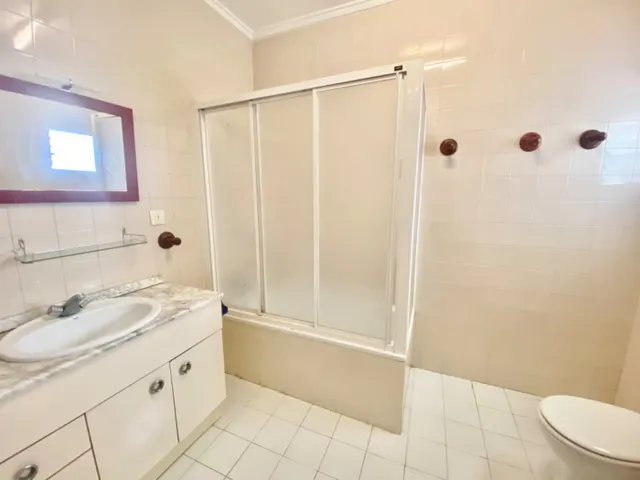 Estupenda casa en los desamparados, amplia, con porche, toda amueblada, a tan solo 5min de Orihuela ciudad (máximo dos inquilinos, o 3 estudiantes) estancia temporal — 8