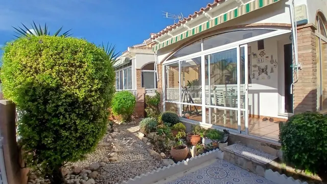 Villa Independiente de 3 Dormitorios en La Florida - foto 3