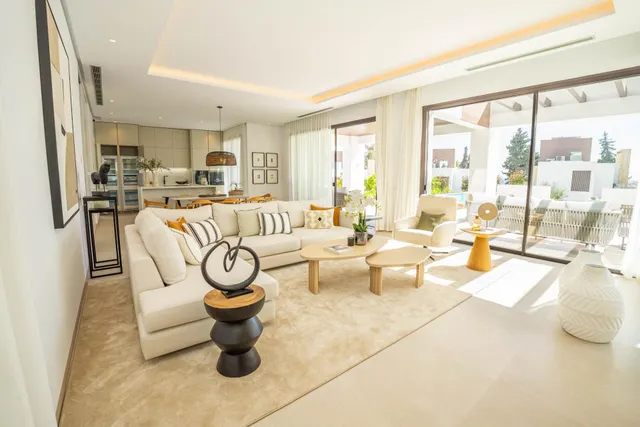 DOS ESPECTACULARES VILLAS RECIÉN TERMINADAS EN EL CENTRO DE MARBELLA — 8