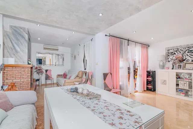 Espléndida Casa en Vega de Granada, ¡Listo para Entrar a Vivir por solo €199.990! — 6