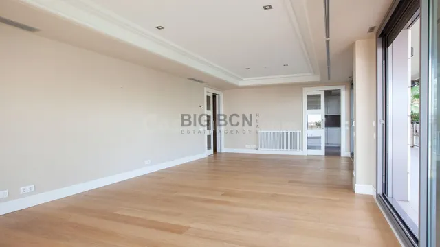 Increíble piso en el complejo residencial más prestigioso de - foto 3
