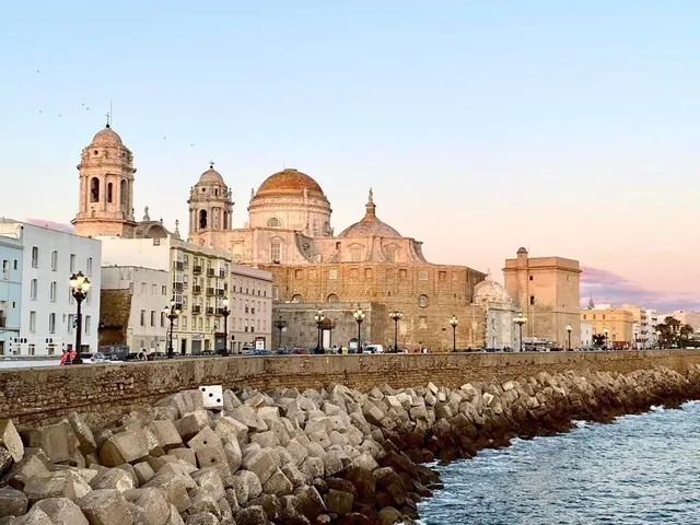 PRECIOSO APARTAMENTO A 50 METROS DE LA PLAYA — 22
