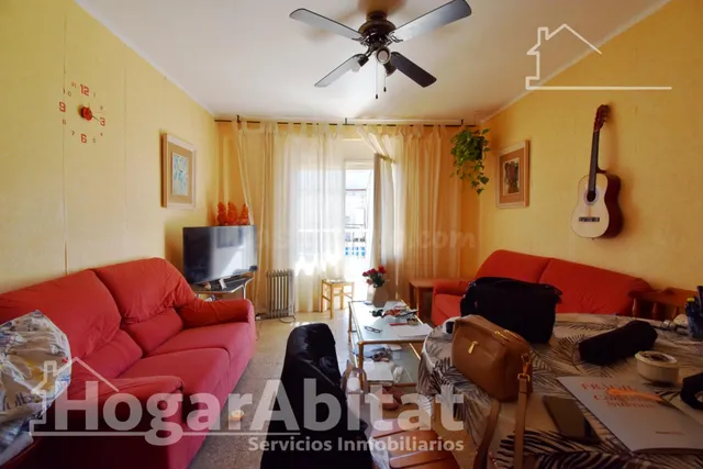 ¡MUY CERCA DEL PUERTO! EXTERIOR CON BALCÓN - foto 4