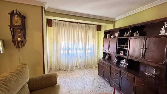 Piso de 4 habitaciones, dos terrazas en calle corredera — 17