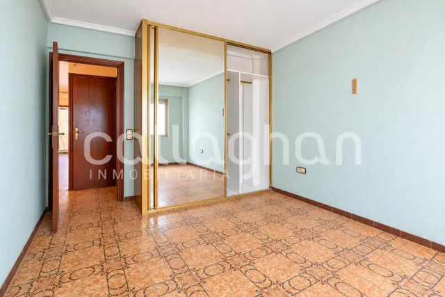 Piso a reformar en Orriols — 14
