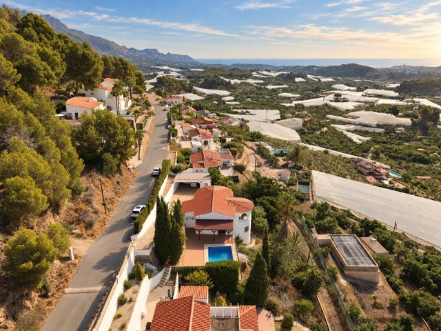 Villa Moraira linda vista a montañas — 35