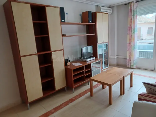 Apartamento céntrico totalmente amueblado con plaza de garaj - foto 5