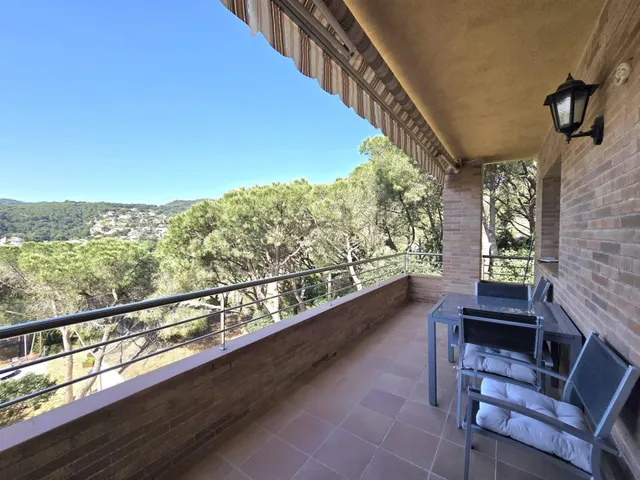 Casa impecable con privacidad, piscina y vistas panorámicas — 13