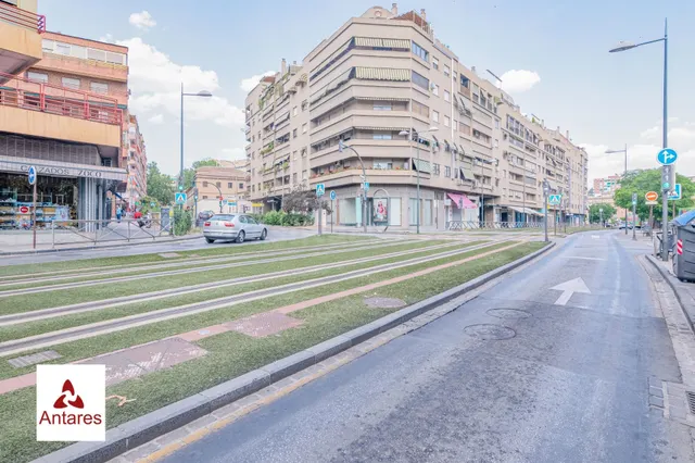 Amplio piso situado en el emblemático Edificio Presidente en