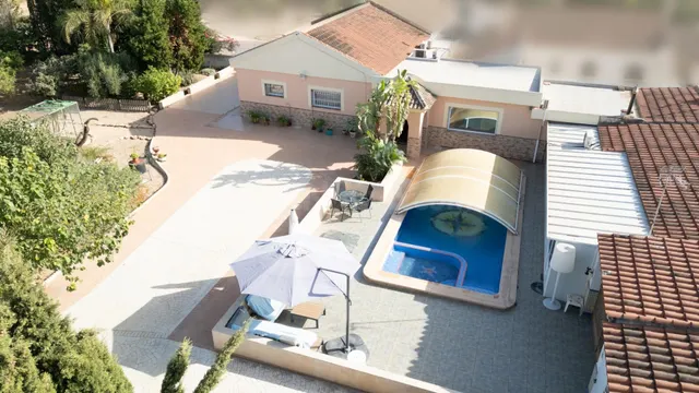 ESPECTACULAR VILLA CON 35.548 m2 DE TERRENO A 5 MINUTOS DE F - foto 5