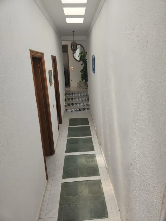 CASA SOLA EN UN LUGAR EMBLEMÁTICO — 37