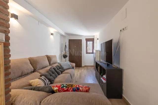 FANTASTICA CASA REFORMADA EN LA CALAHORRA - foto 4
