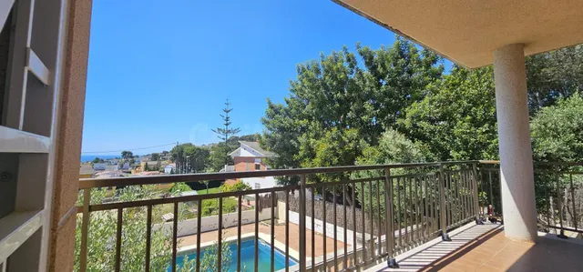 CASA EN VENTA EN SEGUR DE CALAFELL - foto 4